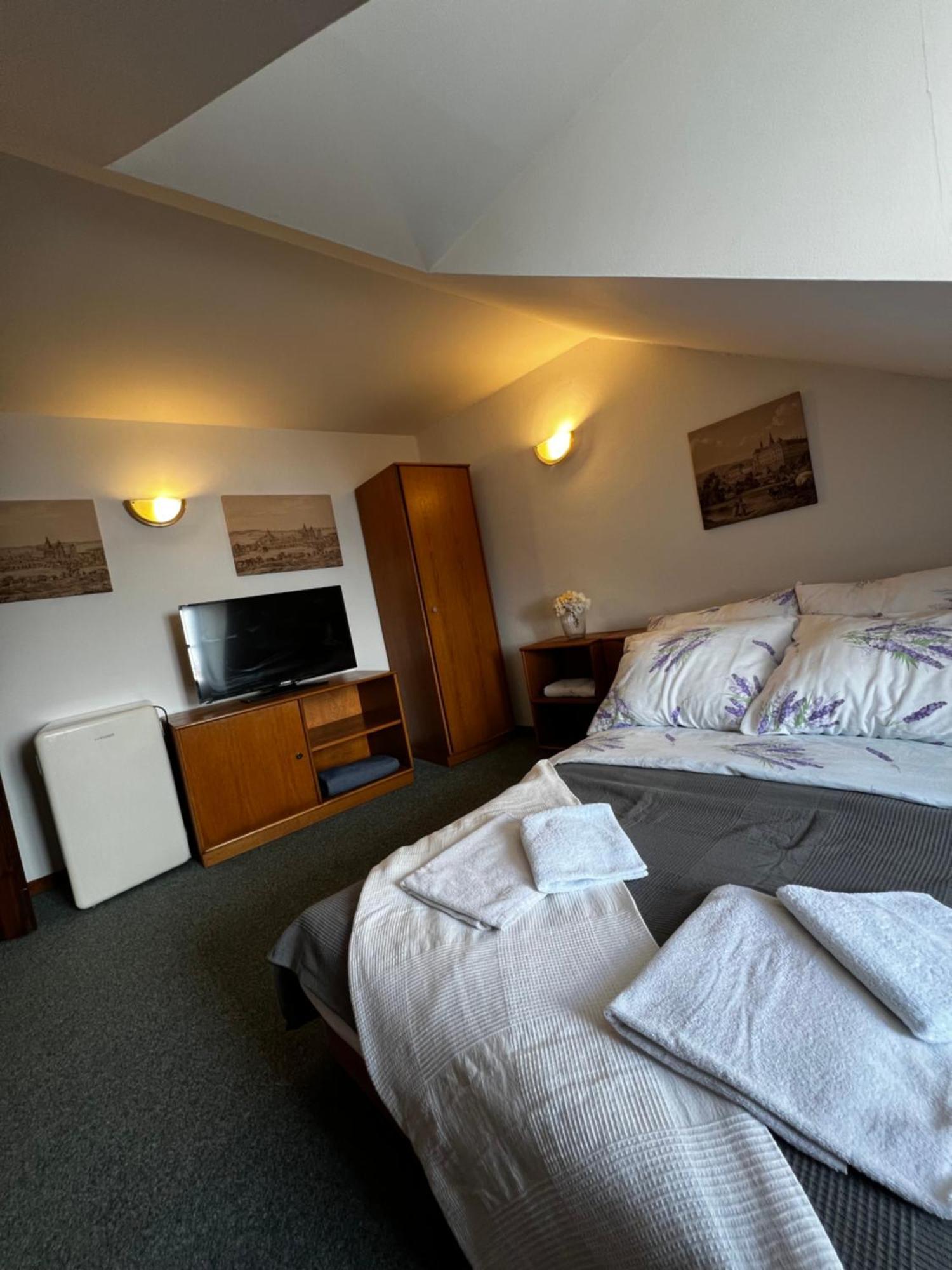 Apartmany Baroko Broumov Exteriör bild