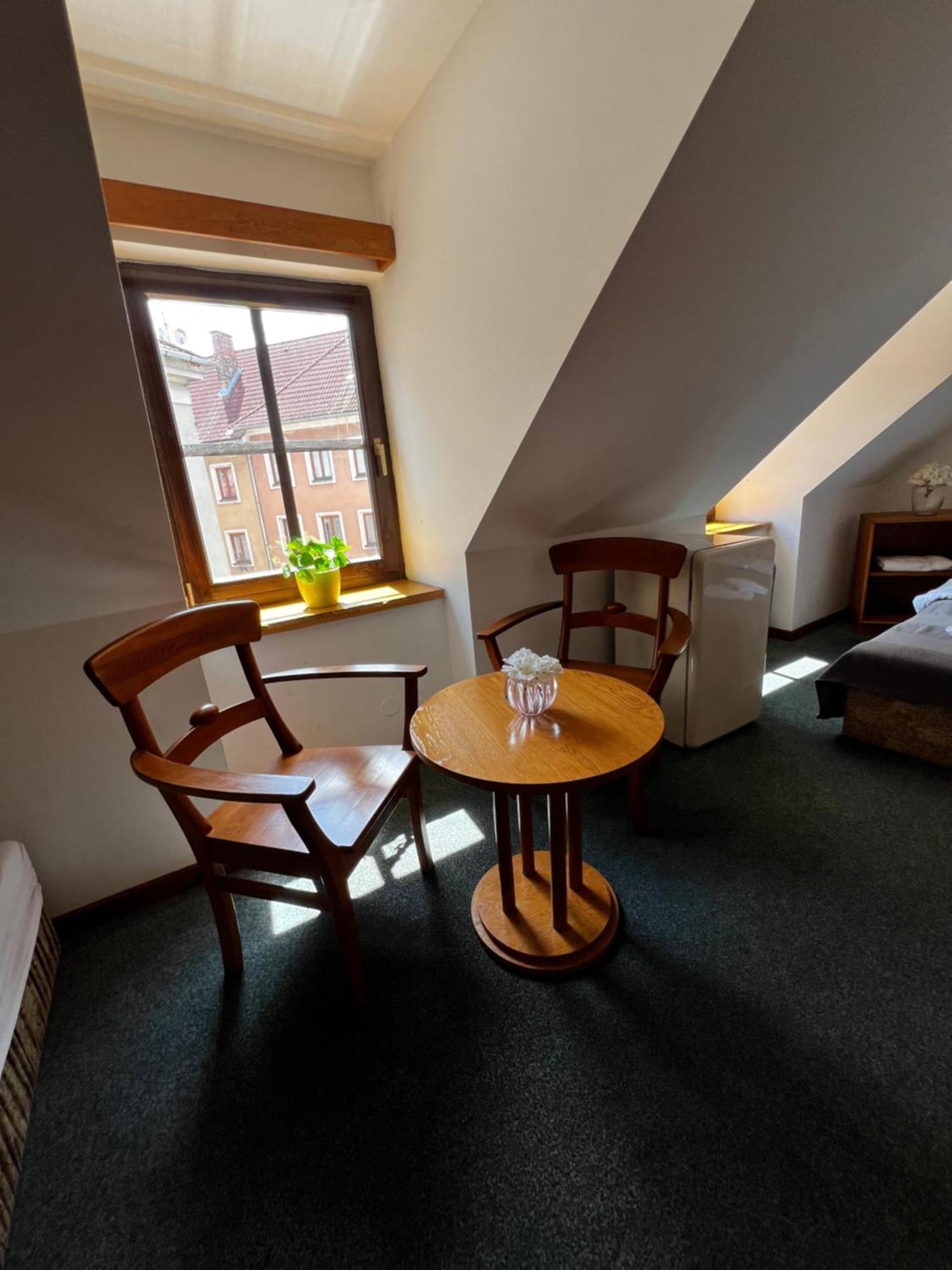 Apartmany Baroko Broumov Exteriör bild