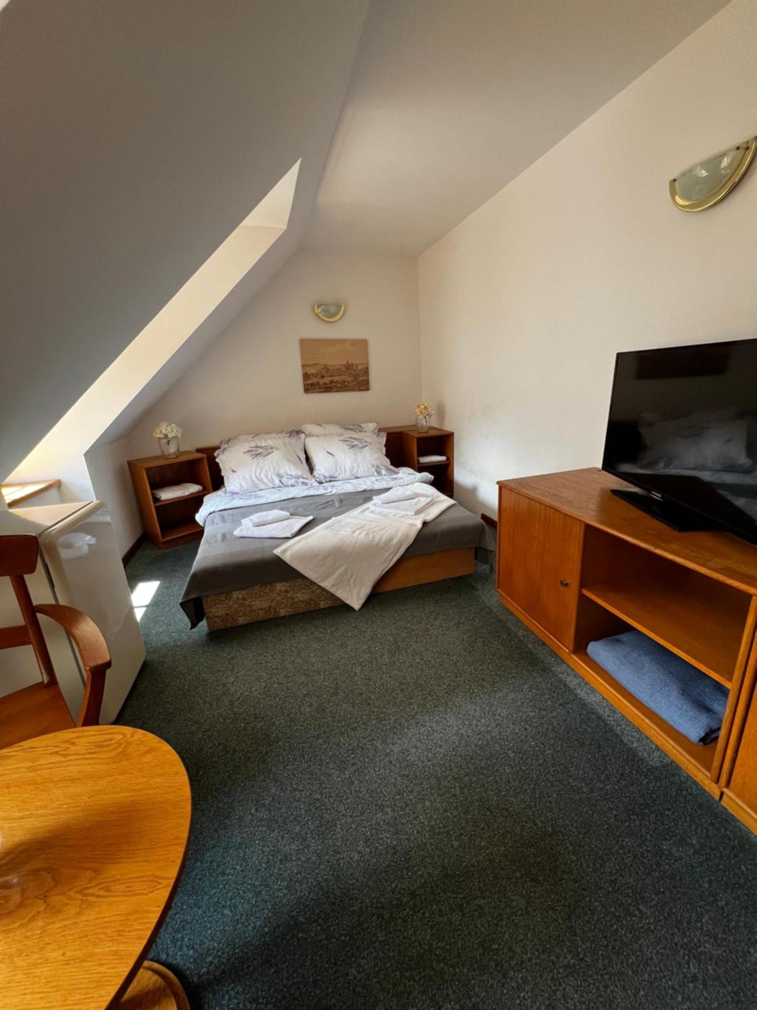 Apartmany Baroko Broumov Exteriör bild