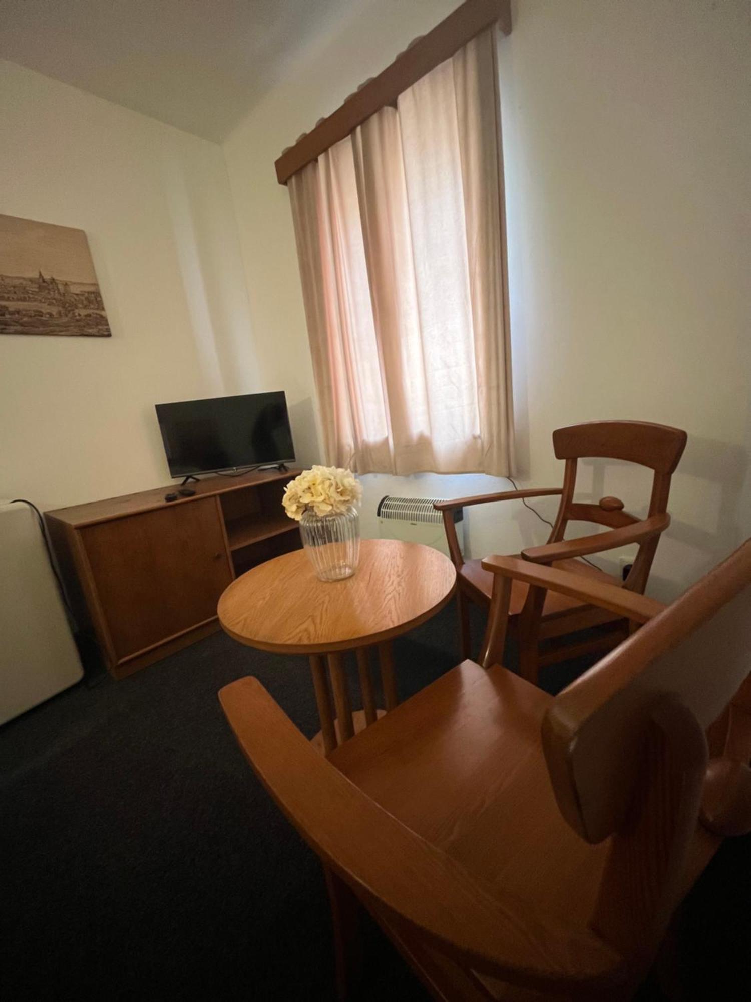 Apartmany Baroko Broumov Exteriör bild