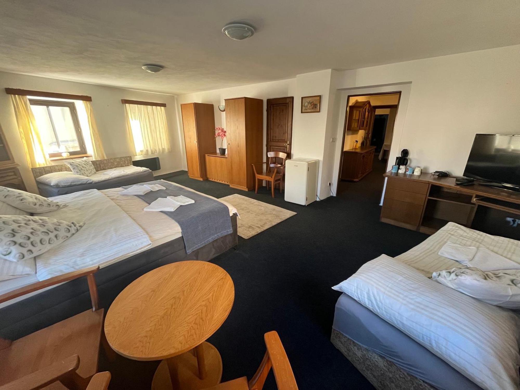 Apartmany Baroko Broumov Exteriör bild