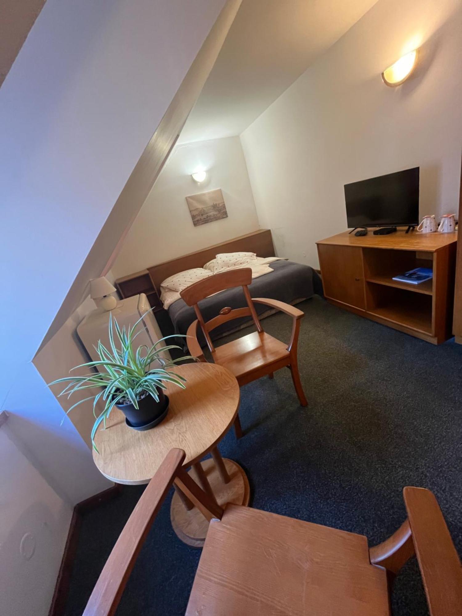 Apartmany Baroko Broumov Exteriör bild