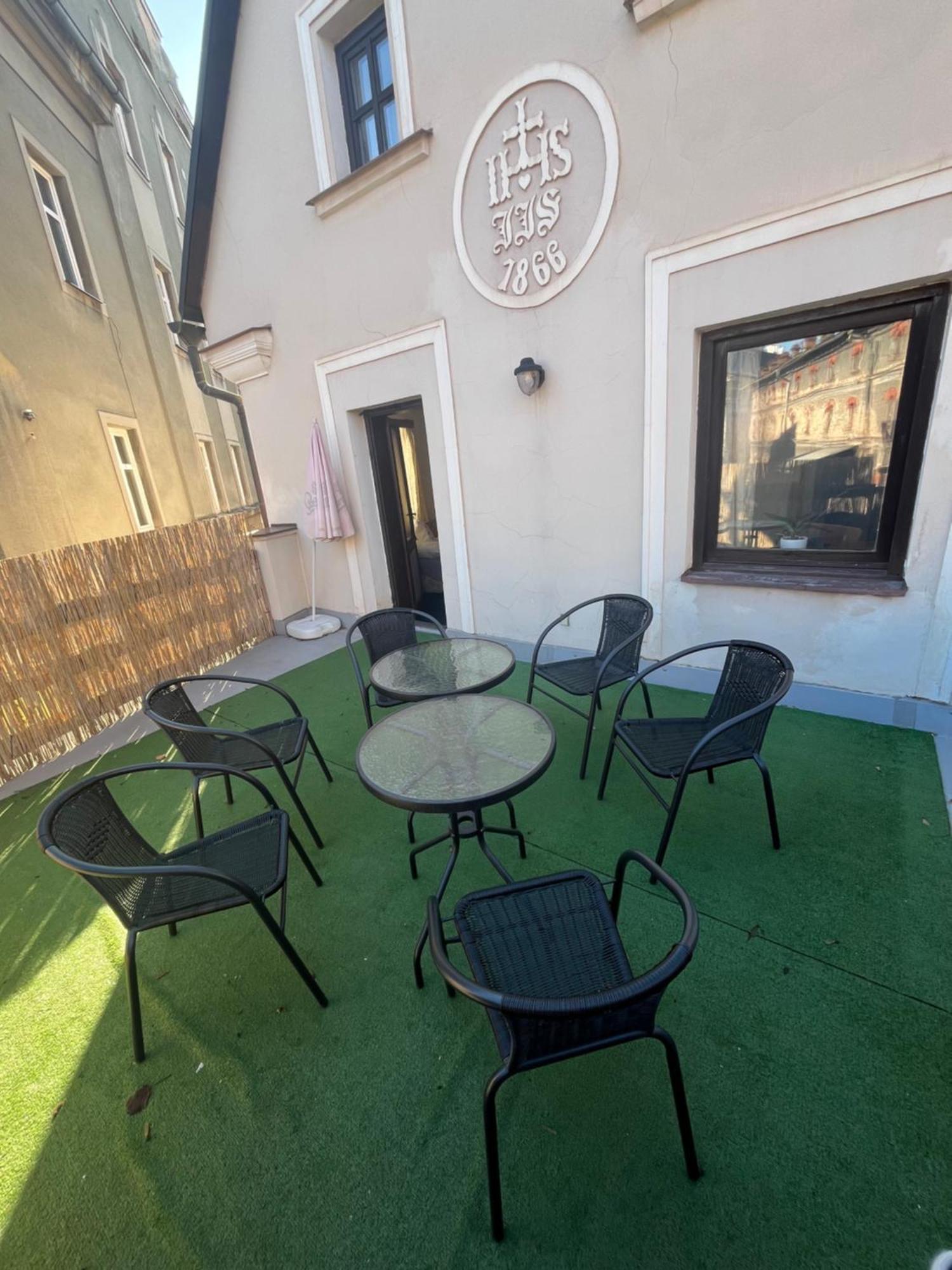 Apartmany Baroko Broumov Exteriör bild