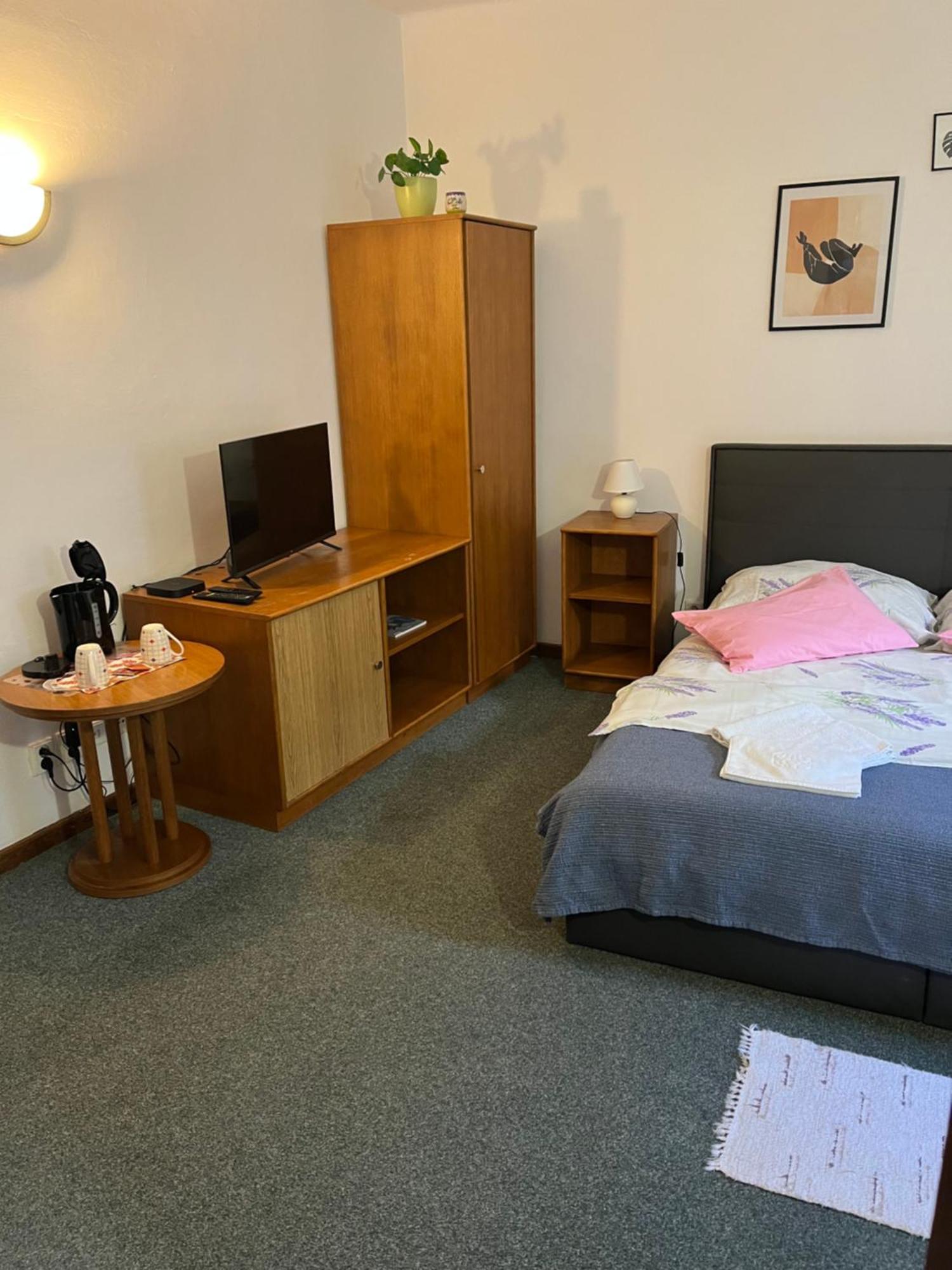 Apartmany Baroko Broumov Exteriör bild